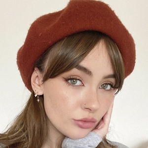 Georgia Roisin, 29 (Instagram Star)