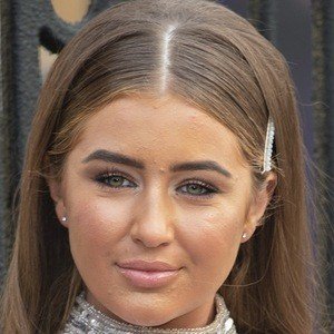 Georgia Steel, 27 (现实之星)