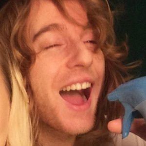 Georgie Stahlberger, 36 (YouTube明星)