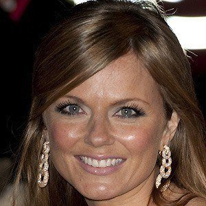 Geri Halliwell, 53 (流行歌手)