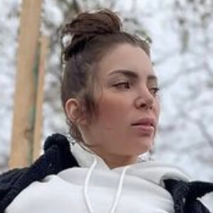 Geri Hoops, 37 (Instagram明星)