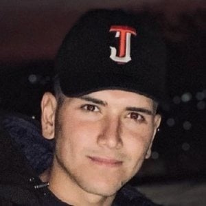 Gerundio García, 24 (世界音乐歌手)