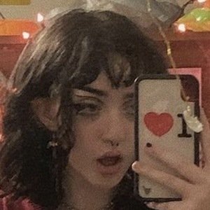gh0stxgrl, 22 (TikTok Star)