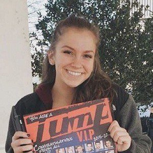 Gianna Newborg, 25 (舞蹈家)