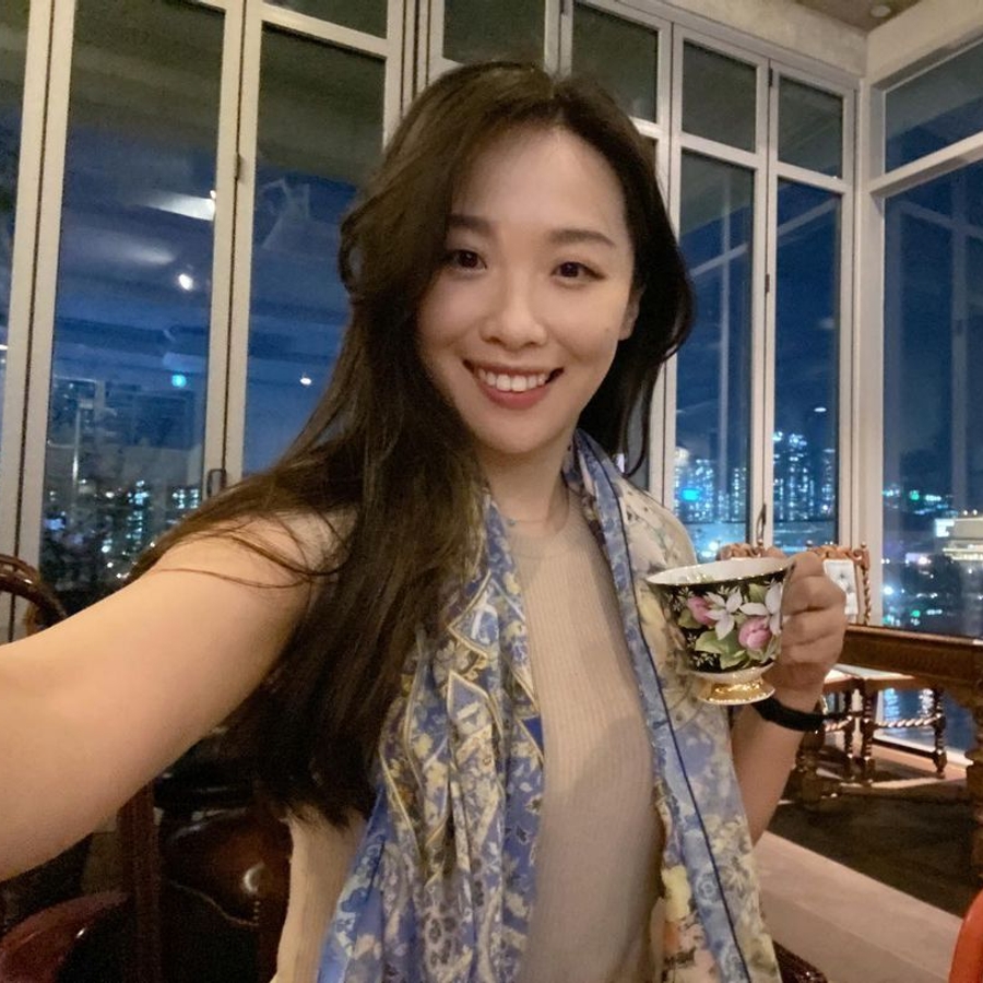 Giannie Lee, 55 (Instagram Star)