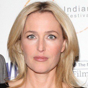Gillian Anderson image 8