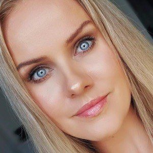 Gin Amber, 39 (YouTube明星)