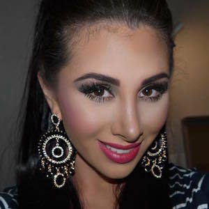 Giorgia Piscina, 31 (Bodybuilder)