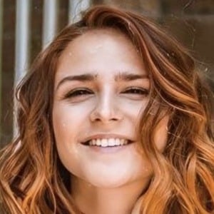 Giovanna Reynaud, 26 (电视女演员)