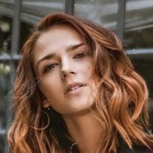 Giovanna Reynaud, 28 (TV Actress)