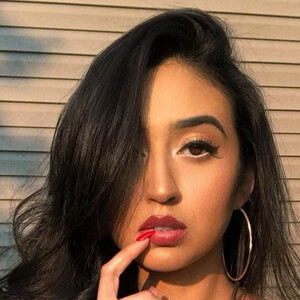 Gisele Ayora image 8