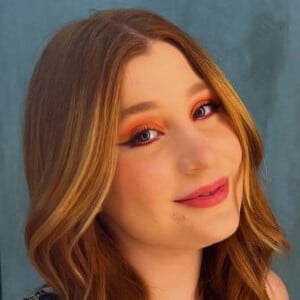 Giulia Garcia, 22 (YouTube-ster)