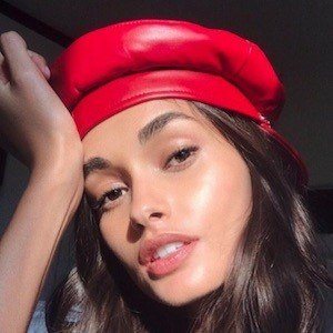 Gizele Oliveira, 32 (Model)