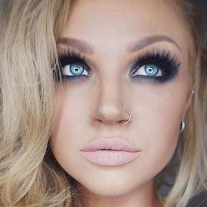 Glam And Gore image 7