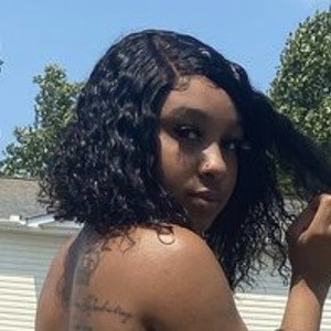 Global Nijae, 23 (Instagram Star)