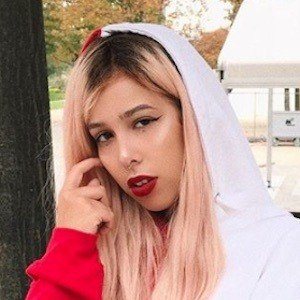 Gloomy Sarah image 7