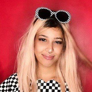 Gloomy Sarah image 8