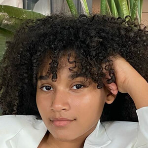 Gloria Colston image 3