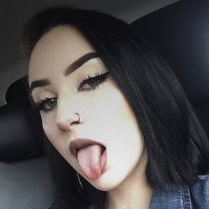 Gothlunch, 24 (TikTok Star)