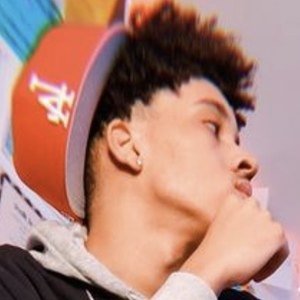 Grabbatray, 21 (TikTok Star)