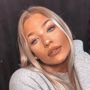 Gracie Baysinger, 23 (TikTok明星)