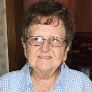 Grandma Lill, 95 (YouTube明星)