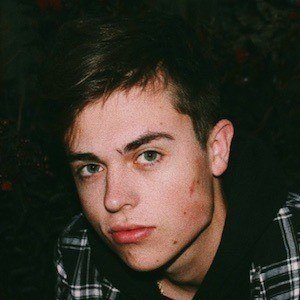 Grant Landis, 26 (Cantante pop)