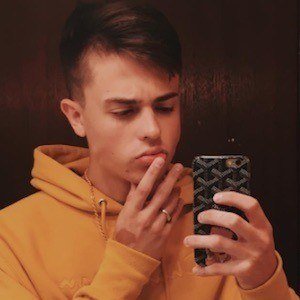 Grant Landis, 26 (Cantante pop)