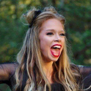 Celebrities born on August 3