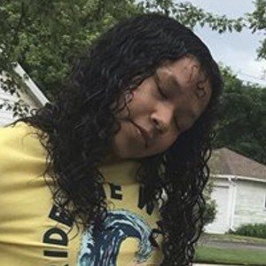 Grecia Marure, 18 (YouTube Star)