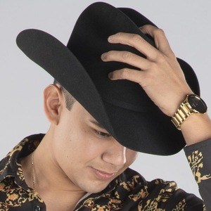 Gustavo Palafox, 29 (World Music Singer)