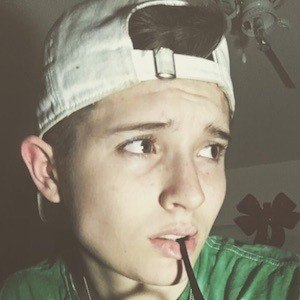 Haes, 24 (TikTok Star)