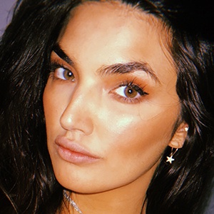 Hailee Lautenbach, 31 (Model)