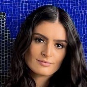 Haileyjulia, 28 (TikTok明星)