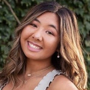 HaileysCraftyCorner, 22 (YouTube Star)