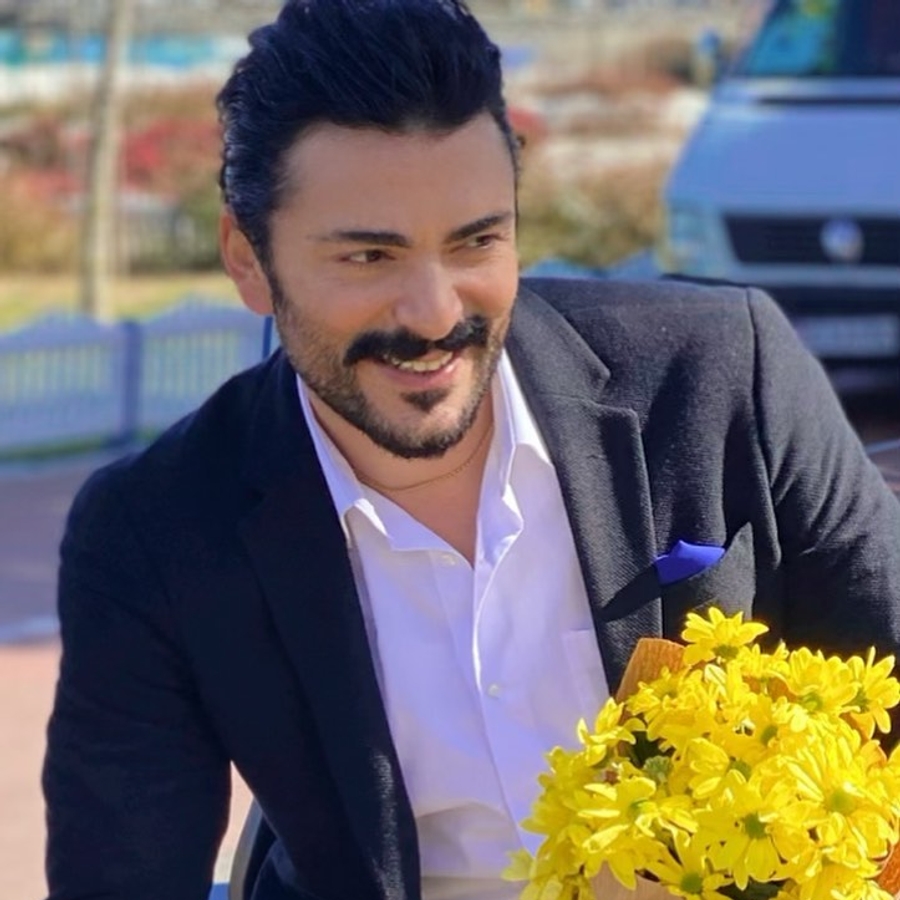 Halil Ibrahim Kurum, 34 (Attore TV)