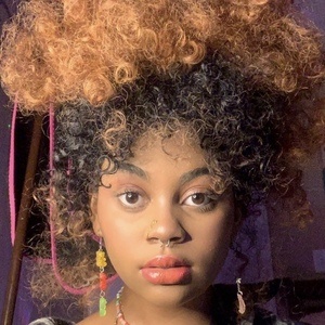 Halle Marie, 21 (TikTok明星)