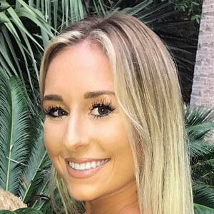 Hallie Walls image 5