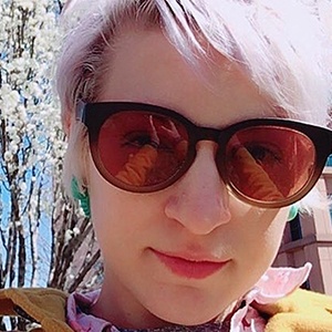 Hallyu Back, 39 (YouTube Star)