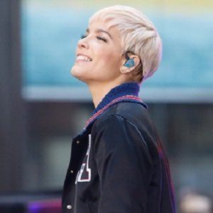 Halsey, 29 (Cantante Pop)
