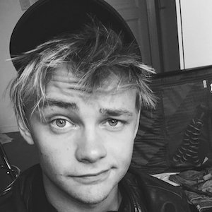 Hampus Hedstrom, 28 (YouTube明星)