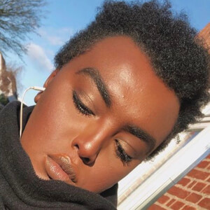 Hamsa Yassin, 26 (YouTube明星)