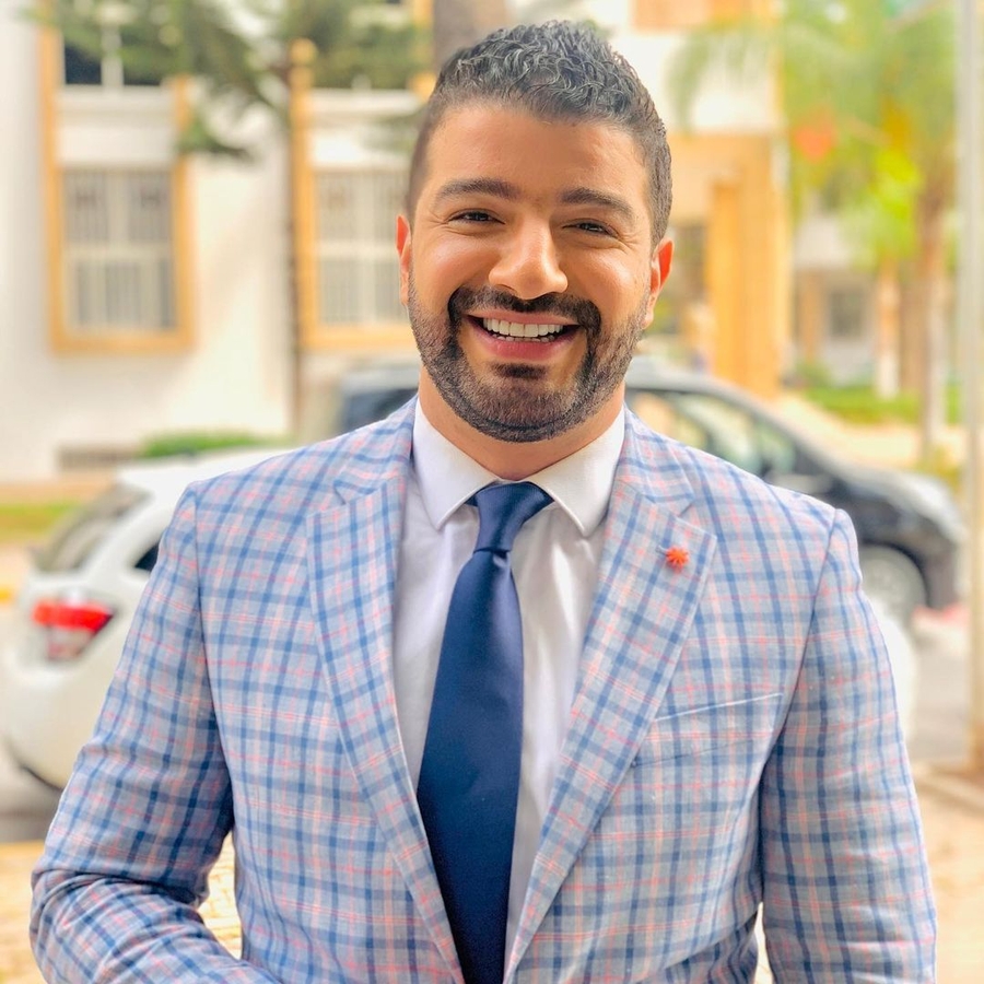 Hamza Filali, 38 (Diễn viên hài)