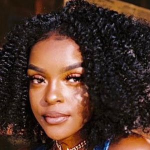 Hanna Lashay, 26 (R&B Singer)