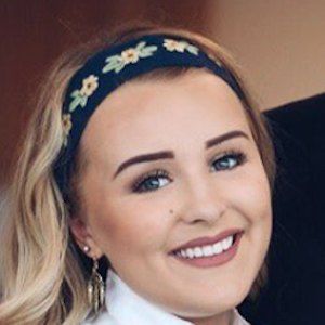 Hanna Martine, 26 (YouTube明星)