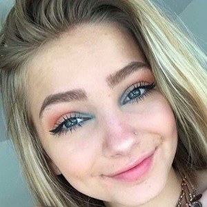 Hannah Blair image 8