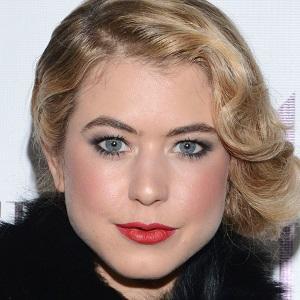 Hannah Kat Jones, 35 (TV-Schauspielerin)