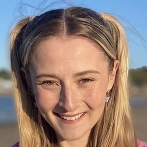 Hannah Lowther, 28 (TikTok明星)