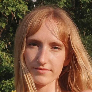 Hannah Marlene, 24 (TikTok Star)