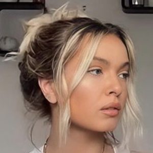 Hannah Michie, 22 (TikTok Star)